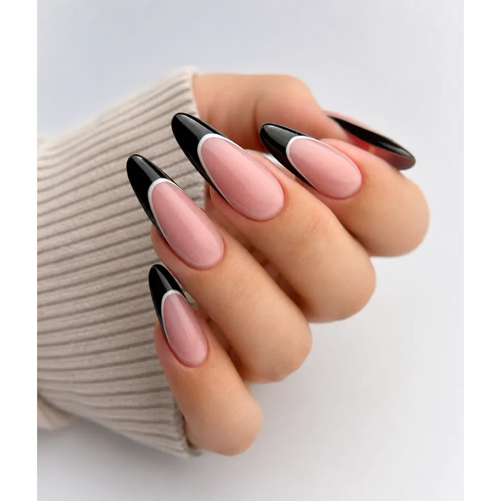 Lakier Hybrydowy 10ml Black no.130 NILO Perfect Nails