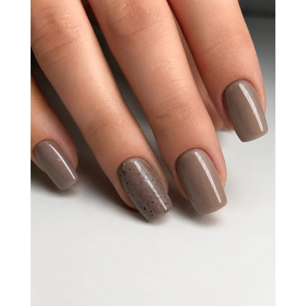 Lakier Hybrydowy Beige Cloud – NILO no.32