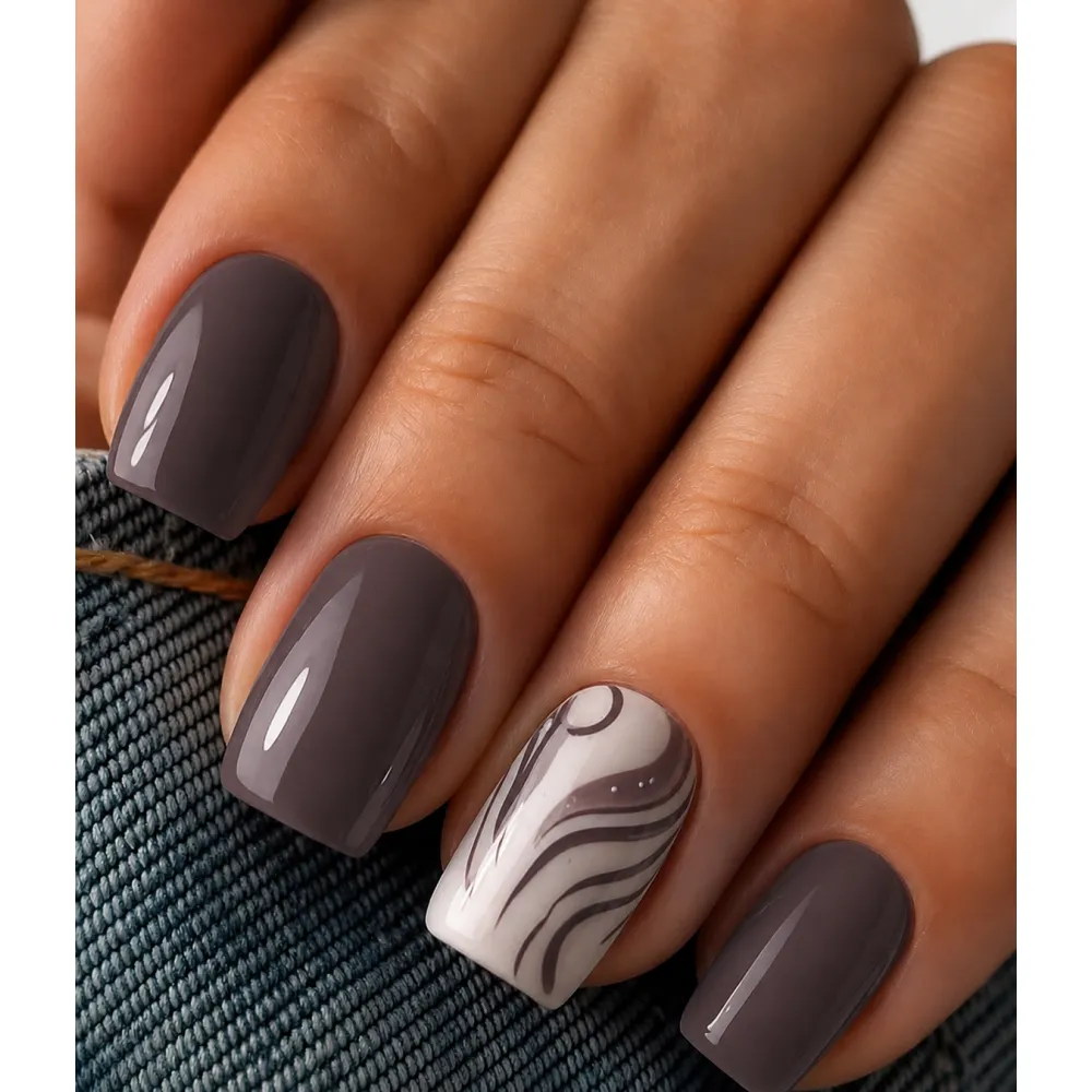Lakier Hybrydowy Muted Plum - NILO no.76